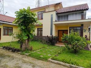 Rumah Oma Lembang - 3hvězdičkové hotely ve městě Lembang