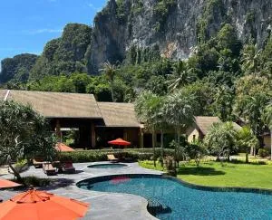 Aonang Hill Krabi-SHA Extra Plus - Railay pláž