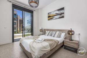 ViVi Homes - Mali Pool, Jacuzzi, Garden, Gym & Sea View