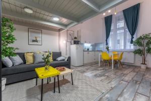 Enigma Estate Apartment