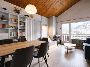 Appartements A La Clusaz: Proche pistes et cours de ski, spacieux, 2** - FR-1-304-208 : photos des chambres