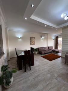 Apartment overlooking the Nile