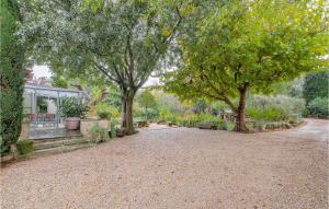 Maisons de vacances Lovely Home In Saint-Remy-De-Provence : photos des chambres