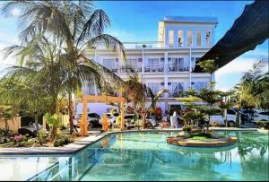 RedDoorz at PWL Exclusive Resort Cebu