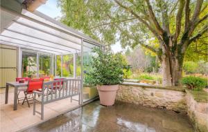 Maisons de vacances Lovely Home In Saint-Remy-De-Provence : photos des chambres