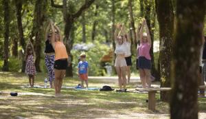 Campings Camping 4 etoiles - Piscine - eeihec : photos des chambres