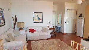 Relax con piscina privata e vista mare