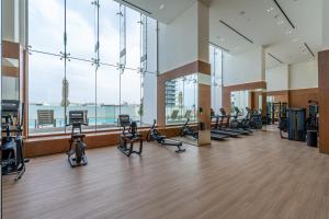 Stylish 1BR Balcony Skyline View JVC