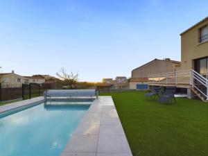 Maisons de vacances A 350m de la plage, maison pour 7 avec piscine : photos des chambres