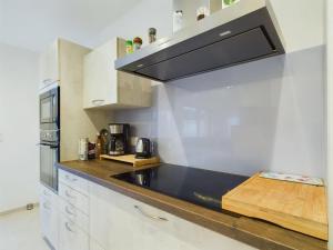 Maisons de vacances A 350m de la plage, maison pour 7 avec piscine : photos des chambres