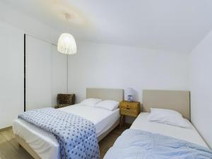 Maisons de vacances A 350m de la plage, maison pour 7 avec piscine : photos des chambres