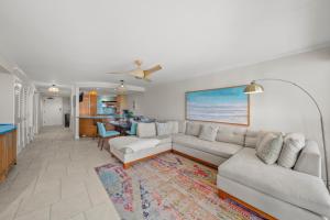 Aston Waikiki Beach Tower 602