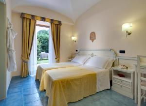 Double Room with Garden View room in Hotel San Giovanni Terme
