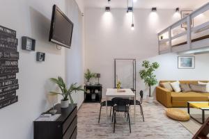 Elysian Estate Apartment