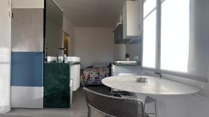 Top Studio with Terrace