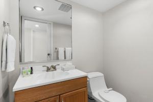 Bay Harbor Sunset Apt 3B