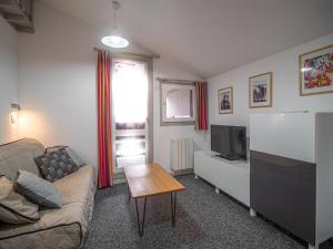 Charmant 2P rénové, proche pistes et télésièges, balcon, casier à skis, quartier calme, 4 pers. - FR-1-356-404