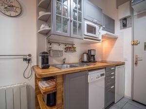 Charmant 2P rénové, proche pistes et télésièges, balcon, casier à skis, quartier calme, 4 pers. - FR-1-356-404