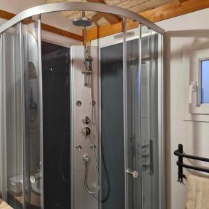Chalets Camping Fraiteux : photos des chambres