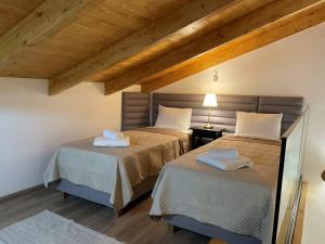 Lenko Verde Apartment by Estia