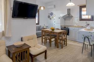 Yialos Ammos Seaside Residence by Estia