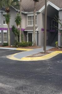 Nice 2 Miles from DISNEY Condo 1 Bedroom 1 Bath