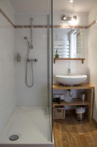 B&B / Chambres d'hotes The frogs' house - Yoga Retreat : photos des chambres