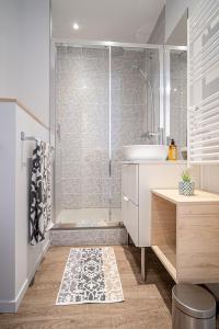 Appartements Le Lumiere T2- Metro B Oullins-Lyon centre : photos des chambres