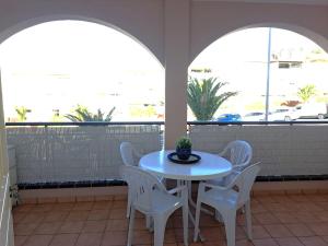 Best Summer dream with heated pool and wifi