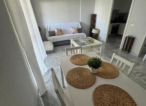 Best Summer dream with heated pool and wifi