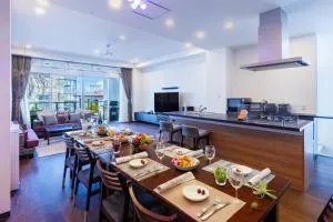 恩納村 5部屋 4シャワー 3トイレ 和室 BBQ 居酒屋 コンビニ近く Nakadomari Hills - Metaniku