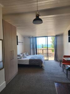 Cosy Richmond Hill Retreat