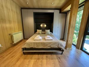 Departamento dos ambientes, muy cálido y luminoso, en el centro de SMA. 17V5