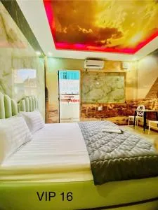 B & K Hotel - District 10 - Sholon