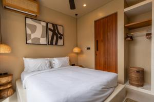 Juli Villas - Luxurious 2 bedroom villa with pool at prime location - Canggu Pererenan