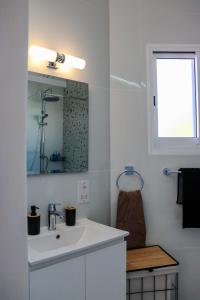 Lavis Haven 2B, Paphos, Pool