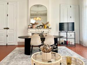 Léchappée sètoise - Appartement Haussmannien - localisation exceptionnelle - proche canal