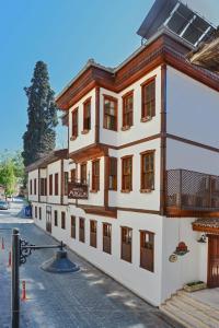 Argos Hotel