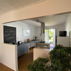 Le Bananier, Quartier La Chaume avec jardin, plage à 1km, 4 à 5 pers