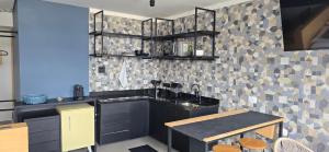 2701 - Studio Urbano com Vista do Vale