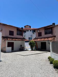 Residencial Taiana - Kitnet pertinho do mar de Canasvieiras