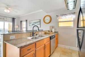 Short Walk to Bay and Ocean Treasure Island Condo