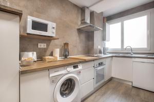 La Mejor Ubicacion Con Parking