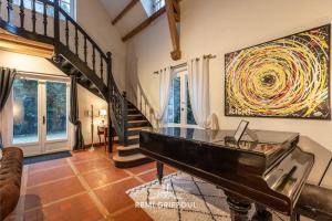 Maddalena Charming Country Villa with Heated Pool 4 10 guests