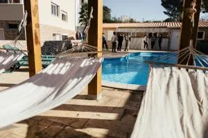Lisbon Surf Hostel - Lombos