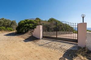 Brezza di Geremeas, Walk to the beach img42