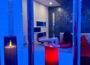 Maison de Monplaisir Love Room - Lyon - 沃昂夫兰