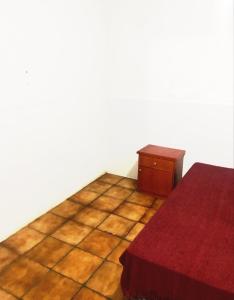 Kitnet a 50 metros da praia
