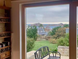 Maisons de vacances House with sea view and large garden for 8 people : photos des chambres