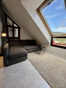 Penthouse views estuary and mountains in Unquera - Prío